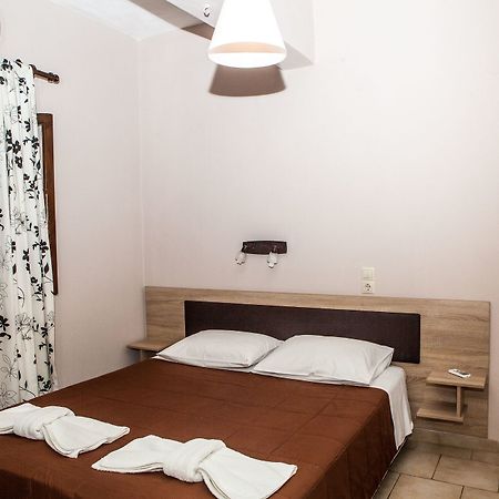 Eleana Apartments And Studios Агиос-Георгиос Экстерьер фото